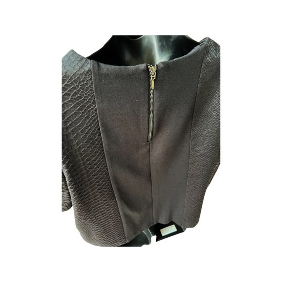 🌸4/$20🌸 Faux Snake Leather Boxy Crop Top - Picture 10 of 14